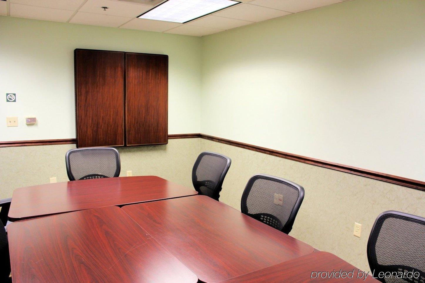 Hampton Inn And Suites Springdale Perniagaan gambar